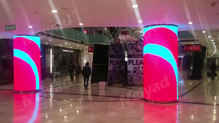 918博天堂LED柔性屏亮相印度某商場