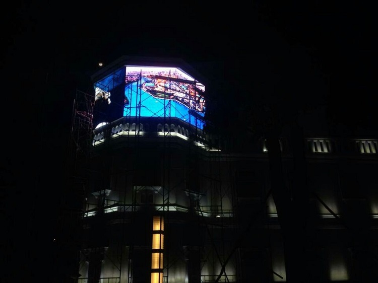 柬埔寨金邊俱樂部P10戶外廣告LED顯示屏47㎡ 夜晚